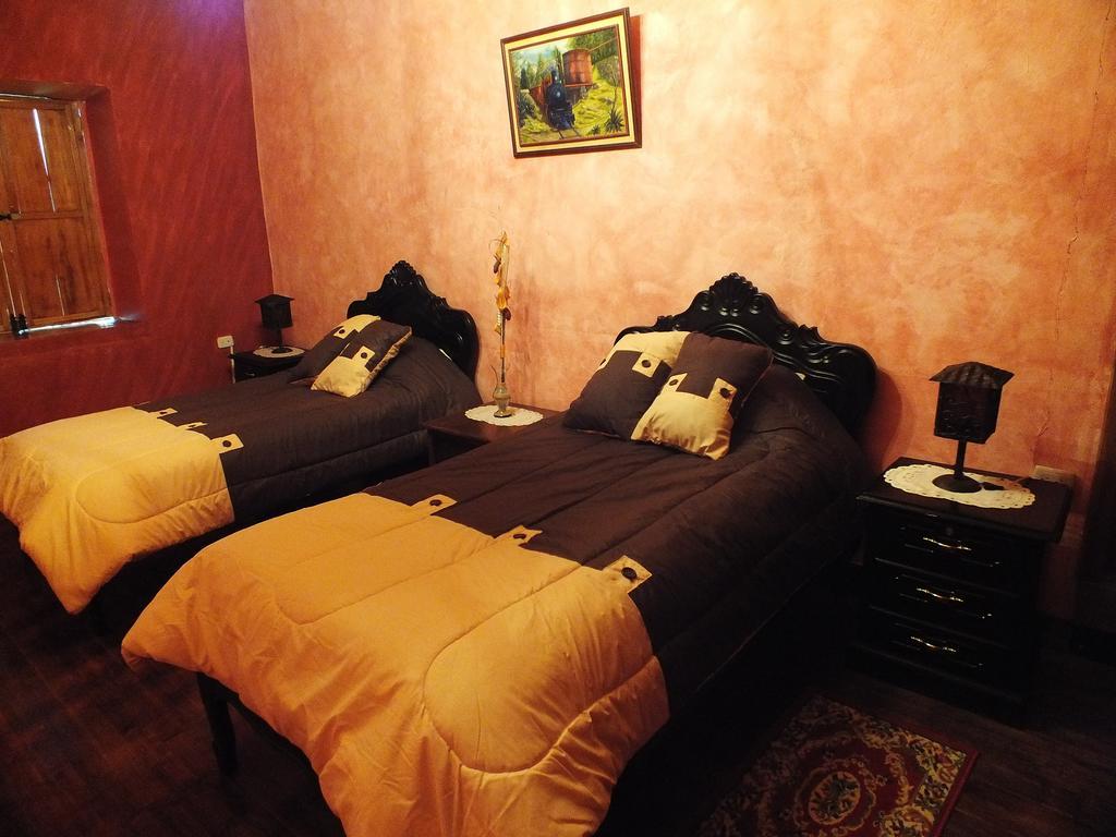 Hosteria La Condesa Honorato Vásquez Rum bild